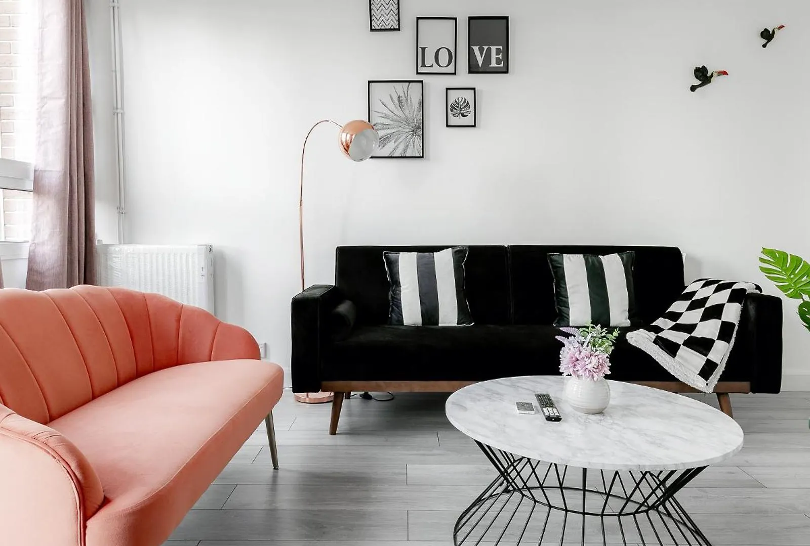 ロンドン3Br Off A13 , Sleeps 6, 2Mins To Langdon Dlr,Free Parkingアパートメント アパート ロンドン