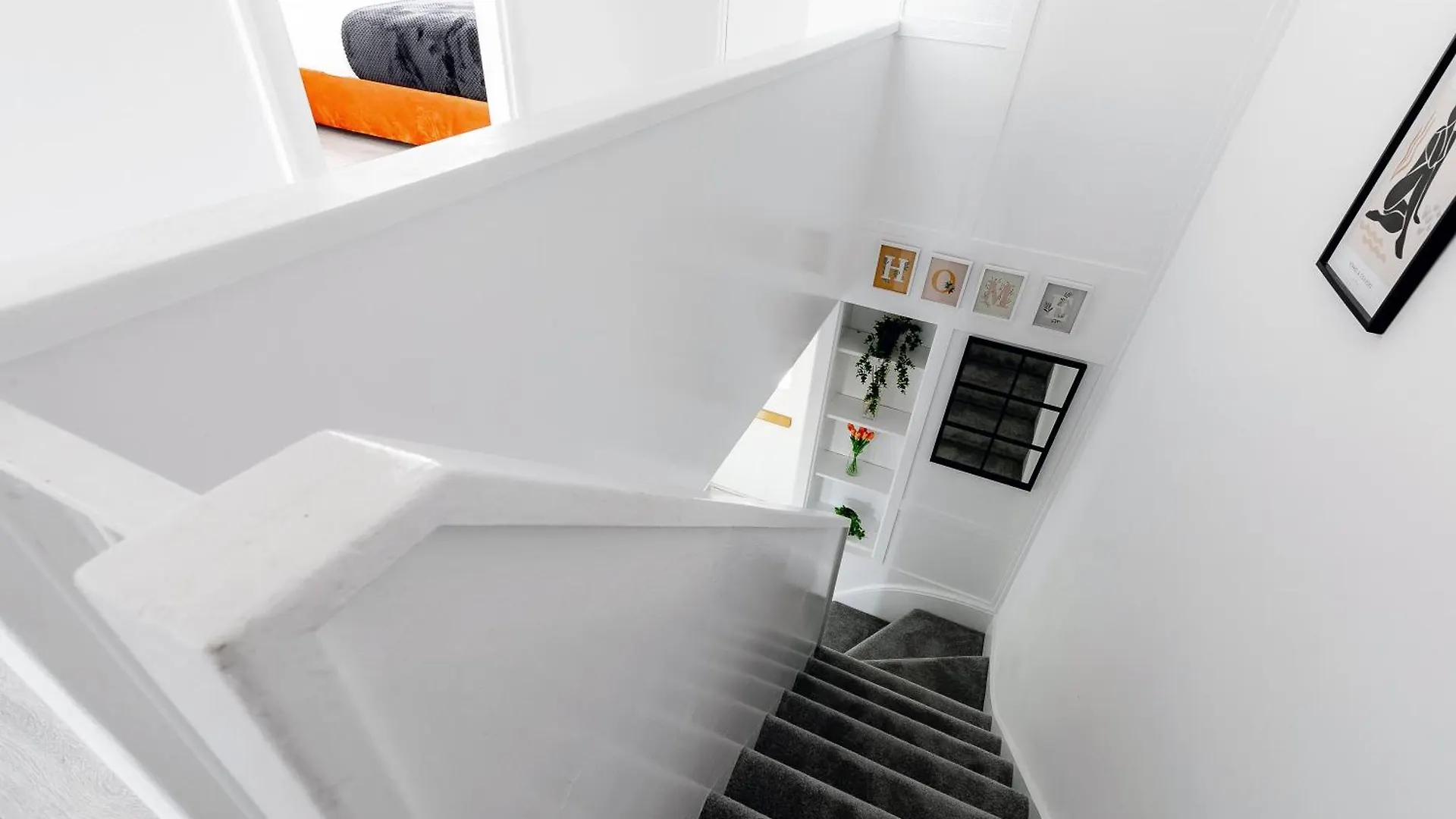 3Br Off A13 , Sleeps 6, 2Mins To Langdon Dlr,Free Parking Apartment London